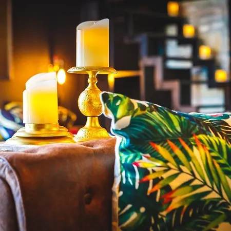 Semiloft Romantico Catedral Con Soleada Azotea Comunitaria